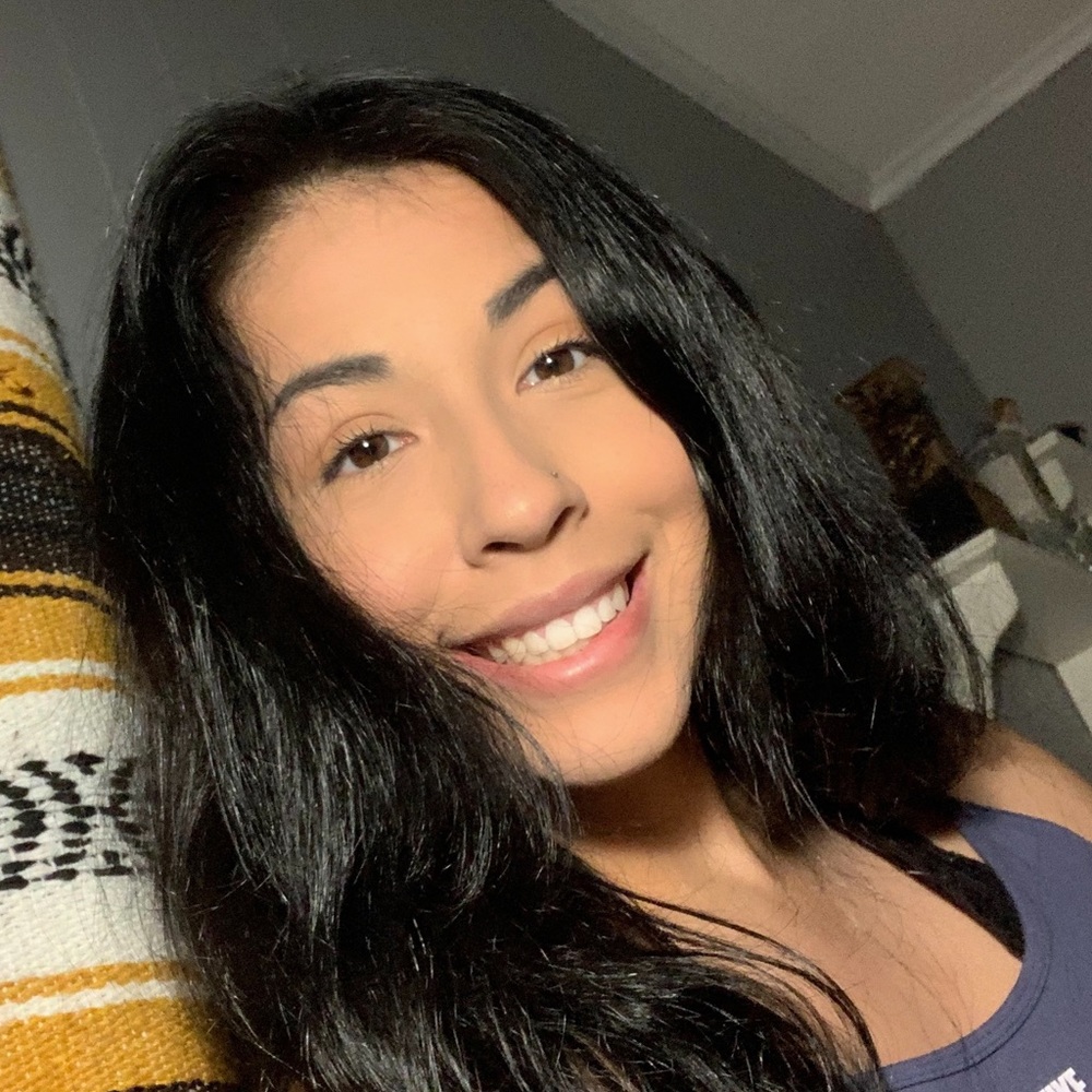 Meet your Posher, Maegan